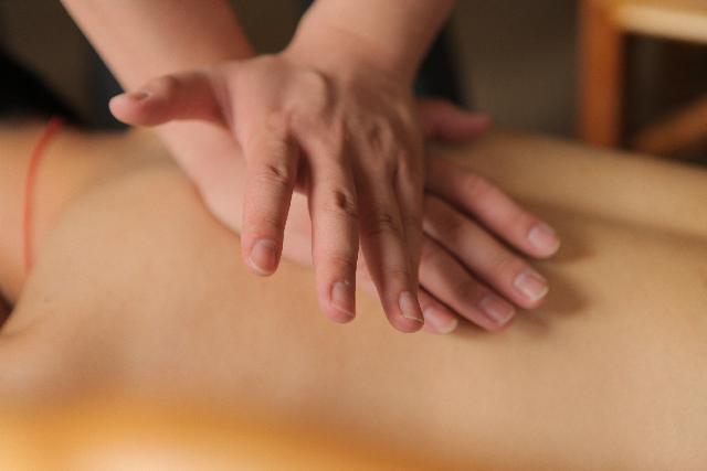 Thai Yoga Massage/Stretching & Swedish Massage Blend 